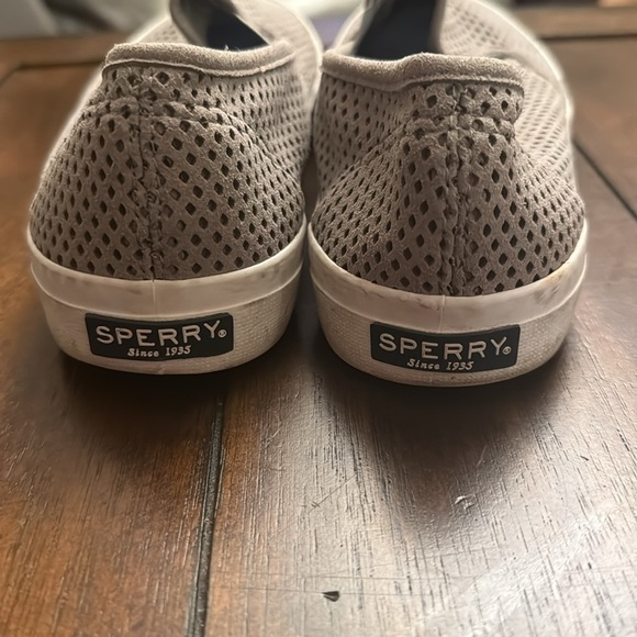 Sperry Seaside women’s gray perforated slip on flats size 9 - Picture 4 of 7